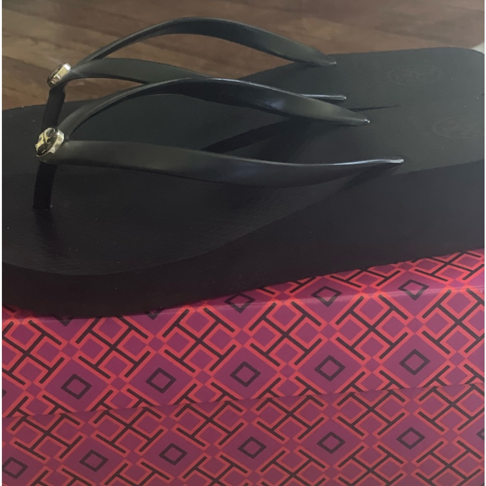 Tory Burch Flip Flops